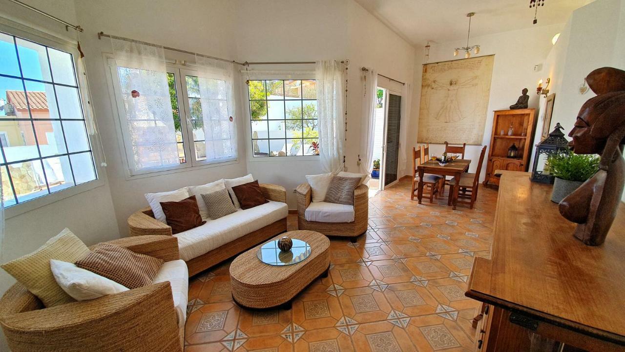 Ferienhaus Casa Blanca - Tarajalejo - Glasfaserinternet - Meerblick Экстерьер фото